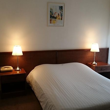 كريل Hotel Restaurant - La Ferme De Vaux المظهر الخارجي الصورة